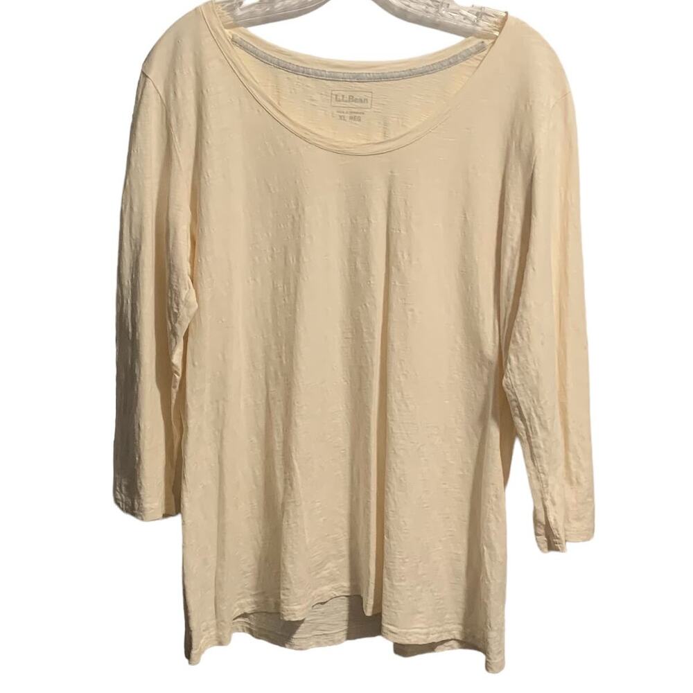 L.L. Bean T-Shirt Cream Casual Classic Camping Hiking Women's Size XL Reg